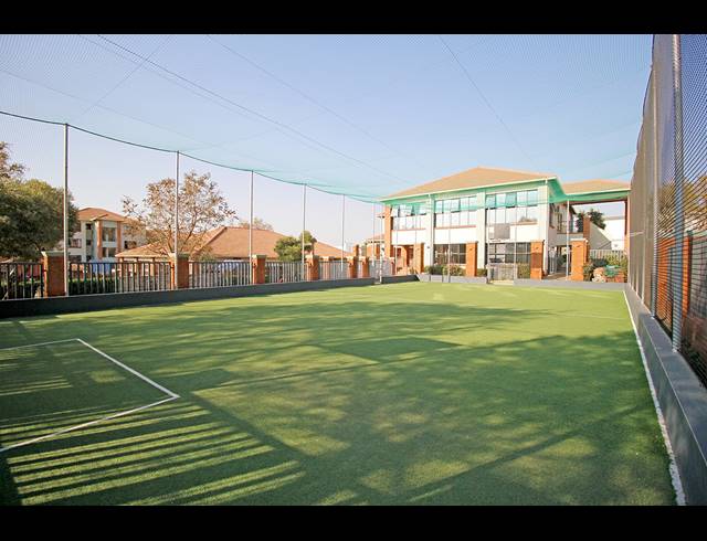 2 BEDROOM APARTMENT FOR SALE IN GREENSTONE HILL